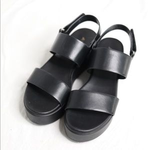 Aldo Flatform Sandals